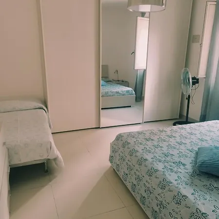 Con Matrimoniale E Divano Letto